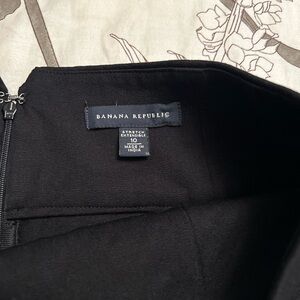 Banana Republic stretch wide band pencil skirt